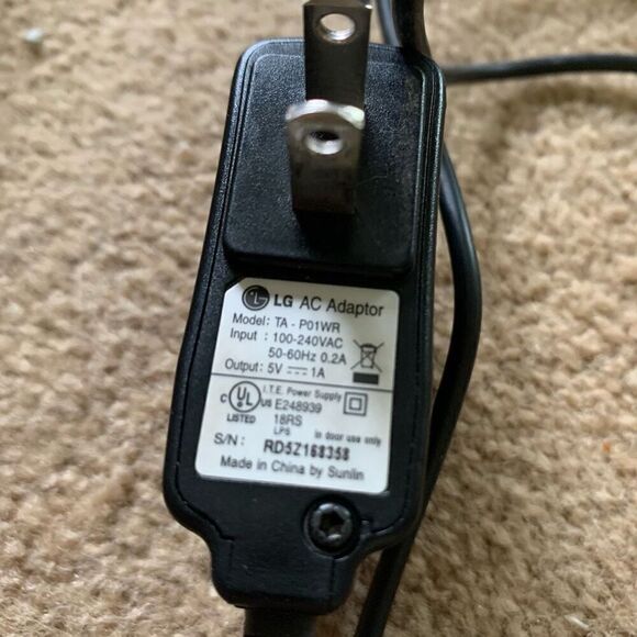 LG Cell Phone AC Adapter Model TA-P01WR - Picture 2 of 6